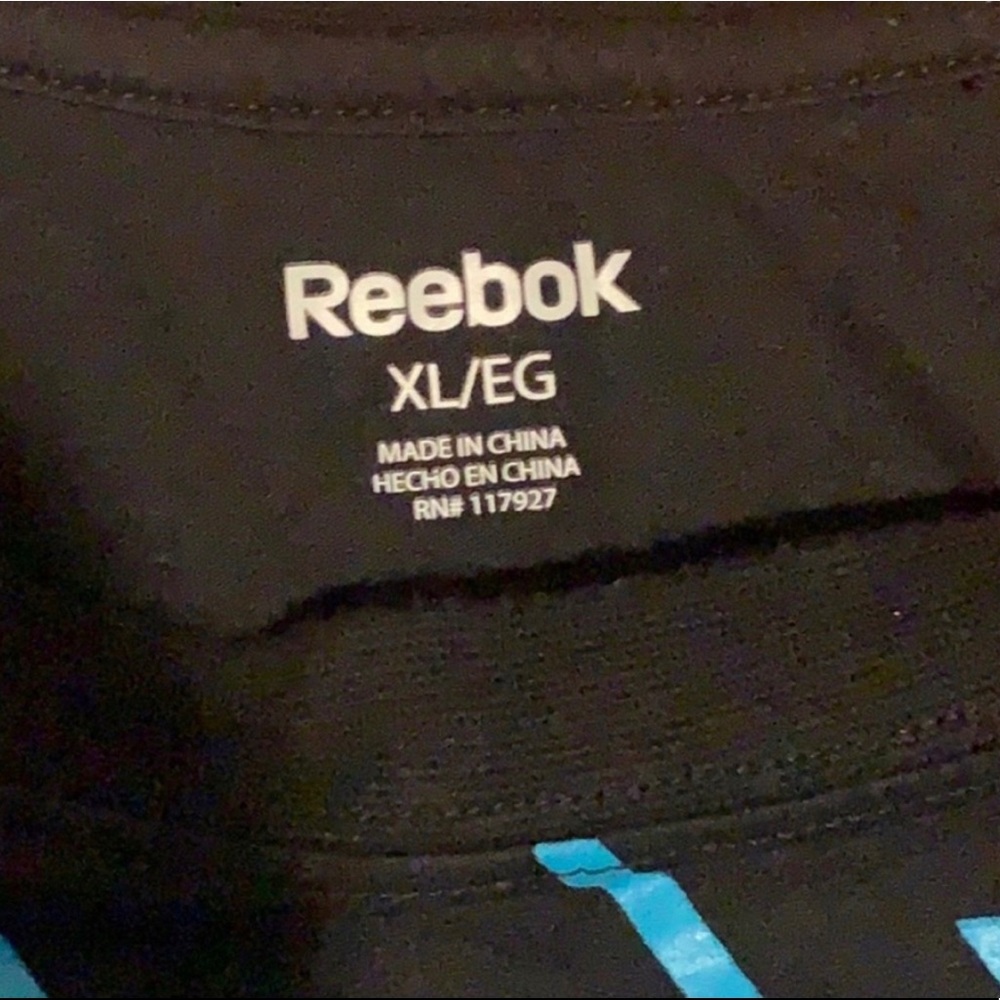(2) Classic Reebok T-shirts 🔹🔺 - Picture 6 of 11